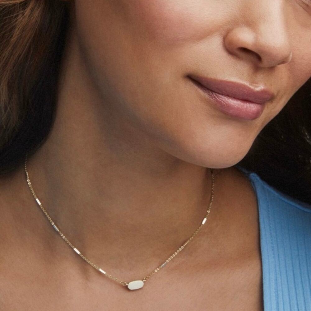 Kendra Scott Fern Necklace Gold tone Classic Jewelry 15” - 17” long